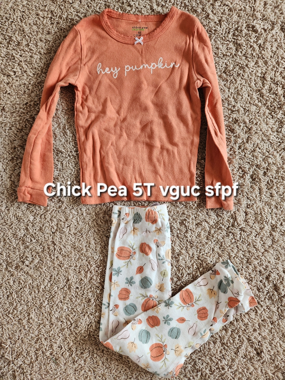 chick pea Orange Long-Sleeve 'hey pumpkin' Pajama Set